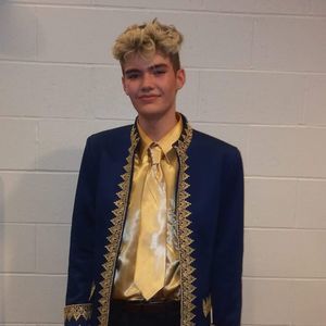 Meet your Posher, Tino